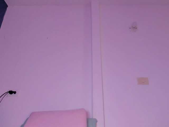 Kahia-swt live cam on BongaCams