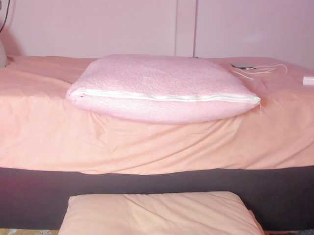 Kahia-swt live cam on BongaCams
