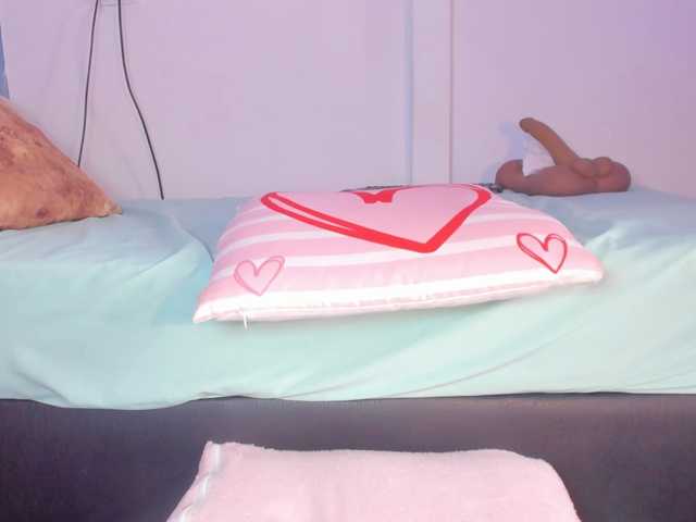 Kahia-swt live cam on BongaCams
