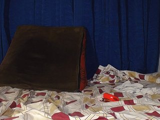 alondra_groot's Live Webcam