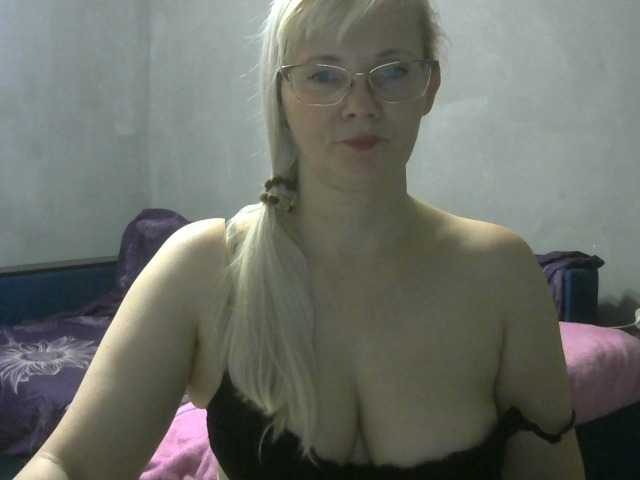 Sweetie454 live cam on BongaCams