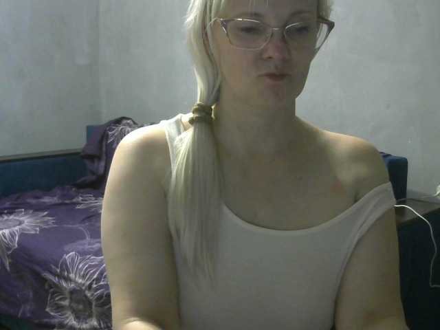 Sweetie454 live cam on BongaCams