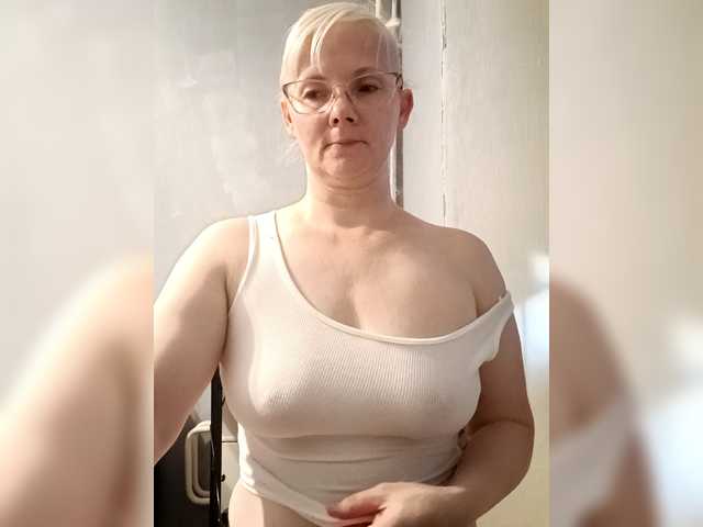 Sweetie454 live cam on BongaCams