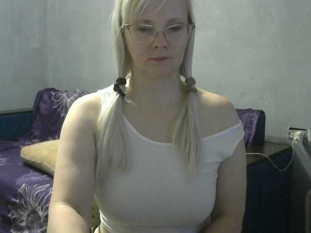 Sweetie454 live cam on BongaCams