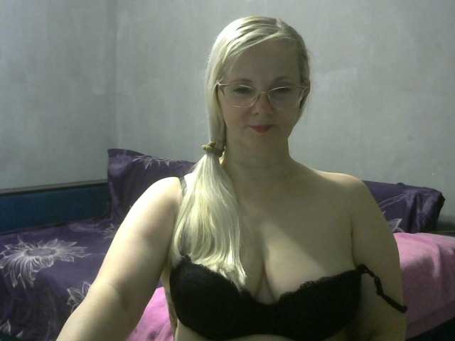 Sweetie454 live cam on BongaCams