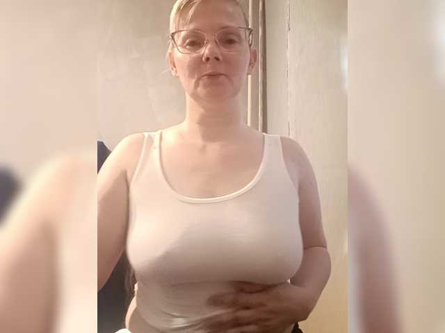 Sweetie454 live cam on BongaCams