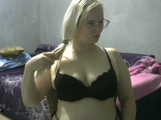 Sweetie454 live cam on BongaCams