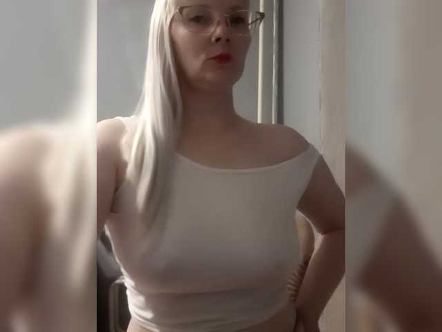 Sweetie454 live cam on BongaCams