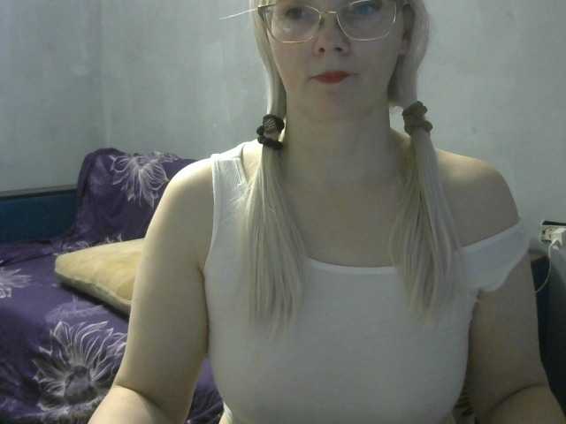 Sweetie454 live cam preview