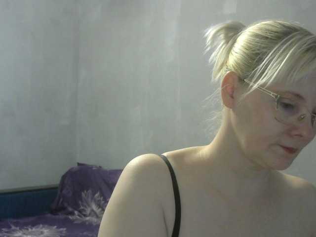 Sweetie454 live cam on BongaCams