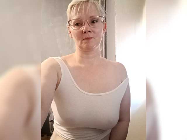 Sweetie454 live cam on BongaCams