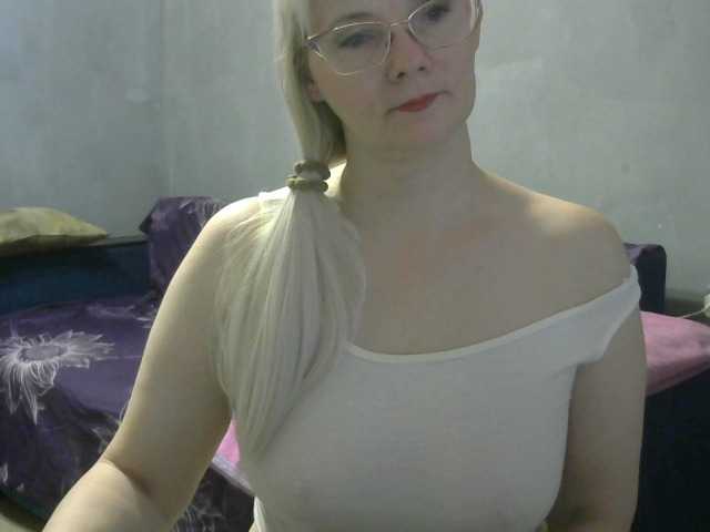 Sweetie454 live cam on BongaCams