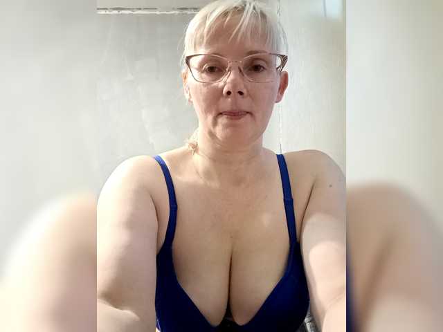 Sweetie454 live webcam show