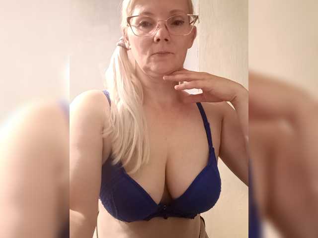 Sweetie454 live webcam show