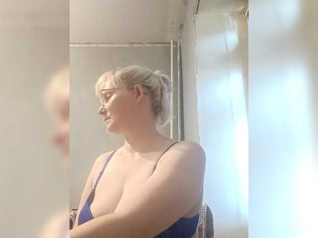 Sweetie454 live webcam show