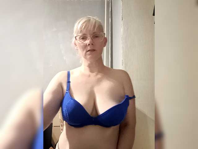 Sweetie454 live webcam show