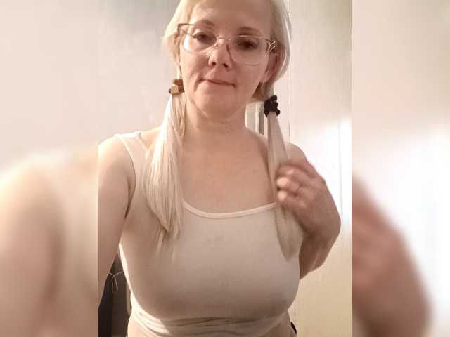 Sweetie454 live cam on BongaCams