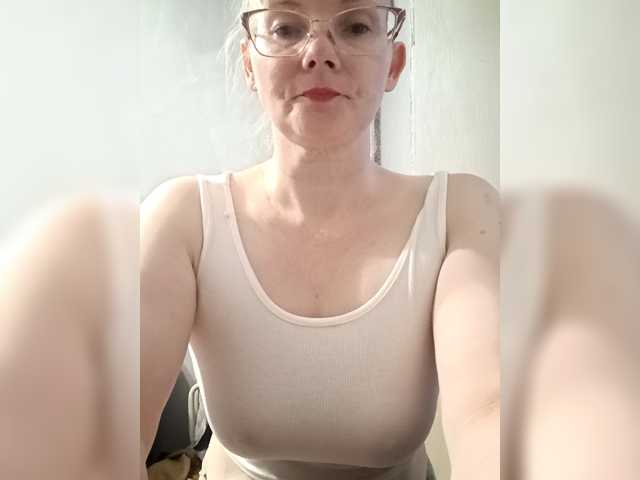 Sweetie454 live cam on BongaCams