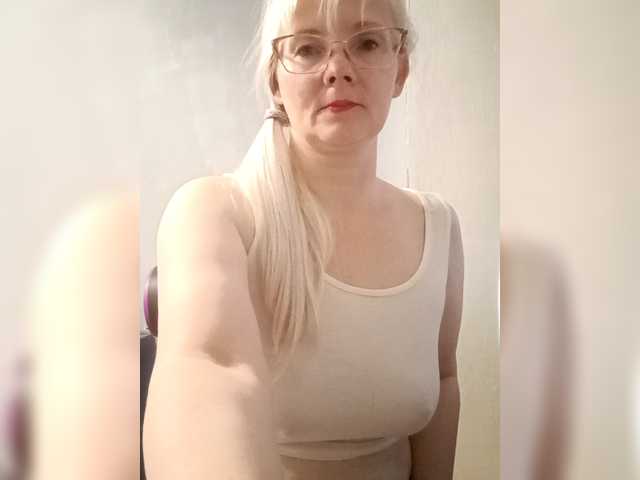 Sweetie454 live cam on BongaCams
