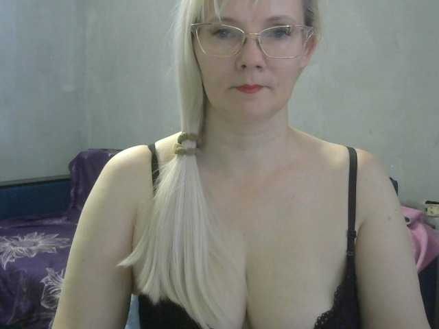 Sweetie454 live cam on BongaCams