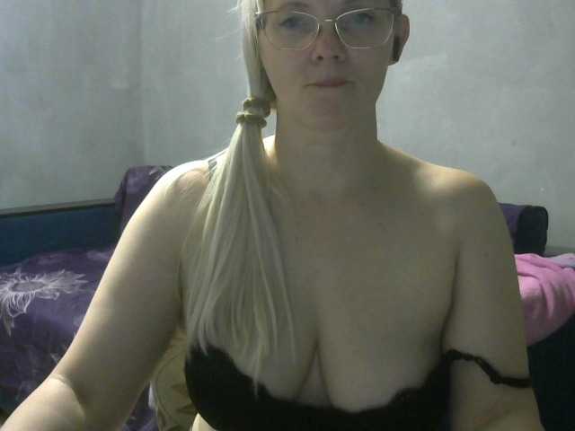 Sweetie454 live cam on BongaCams