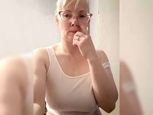 Sweetie454 live cam on BongaCams