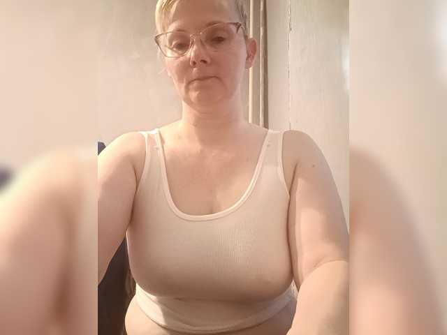 Sweetie454 live cam on BongaCams