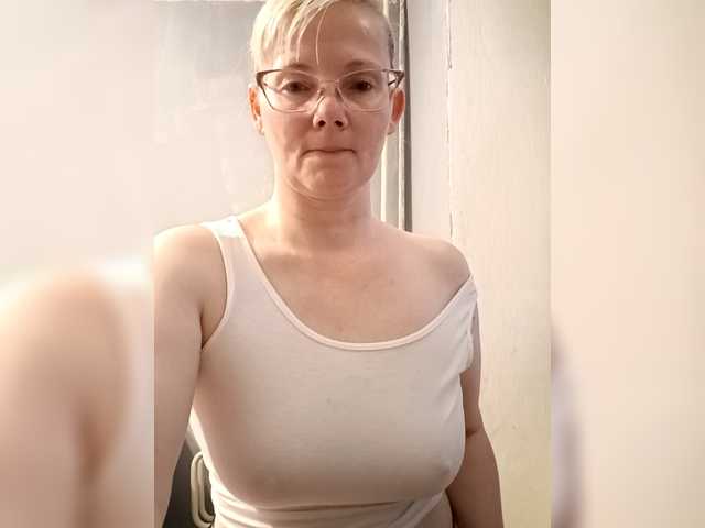 Sweetie454 live cam on BongaCams