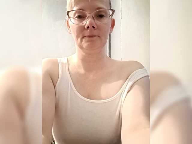 Sweetie454 live cam on BongaCams