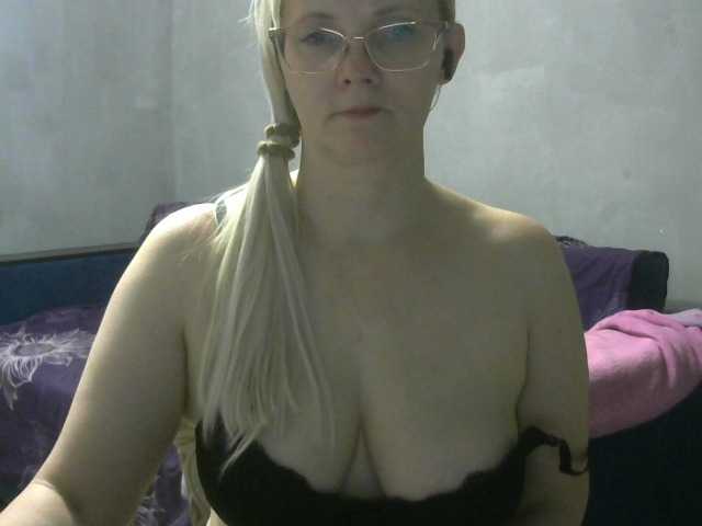 Sweetie454 live cam on BongaCams