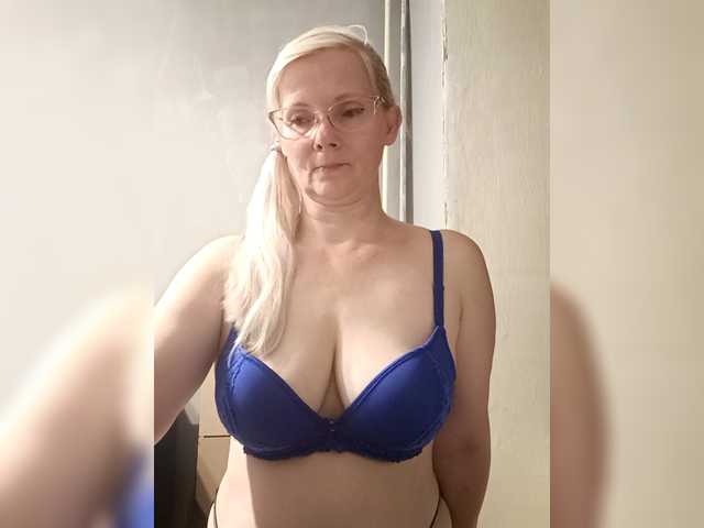 Sweetie454 live webcam show