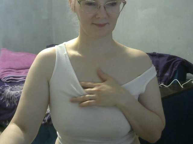 Sweetie454 live cam on BongaCams