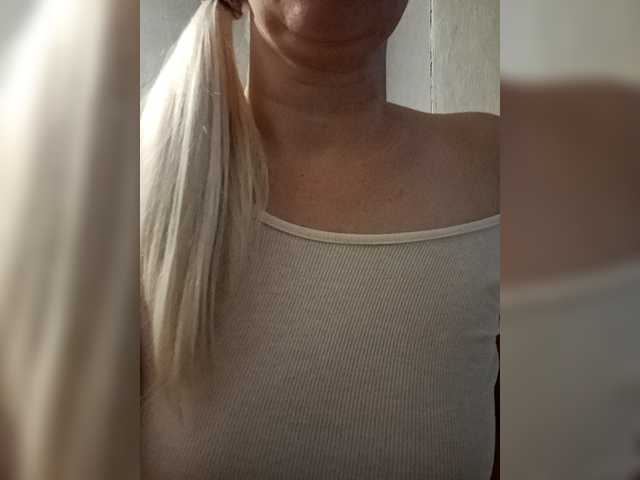 Sweetie454 live cam on BongaCams