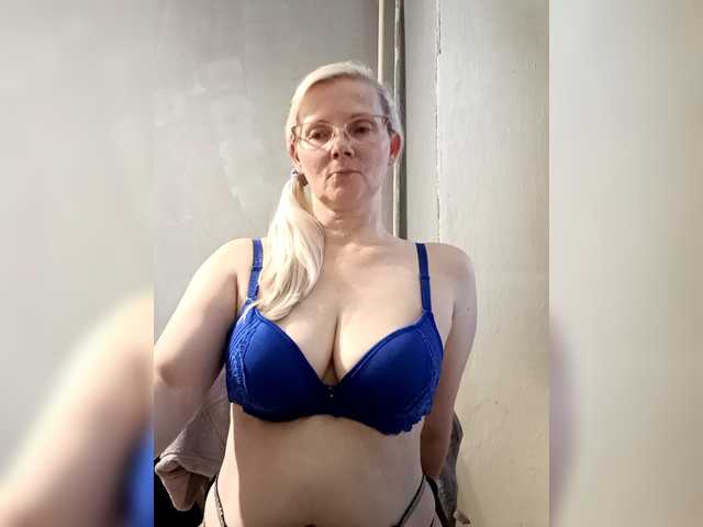 Sweetie454 live webcam show