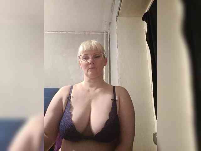Sweetie454 webcam