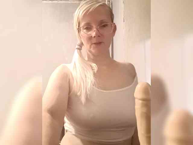 Sweetie454 webcam