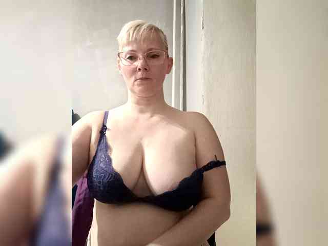 Sweetie454 webcam