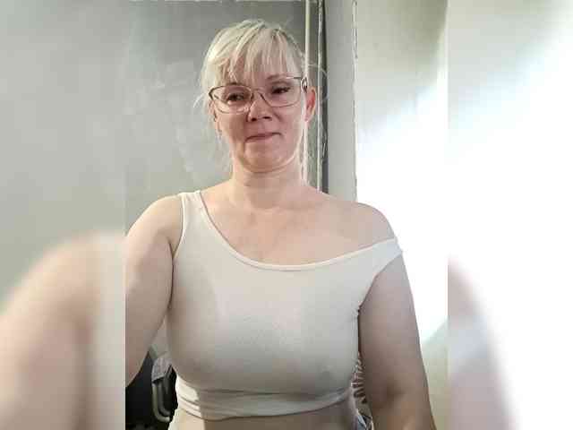 Sweetie454 webcam