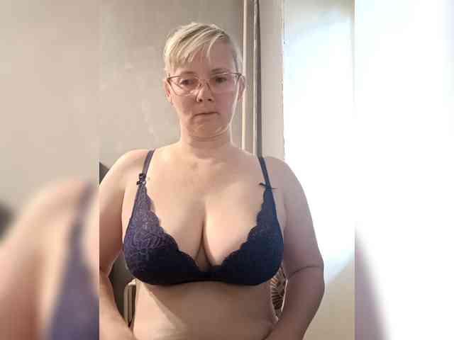Sweetie454 webcam