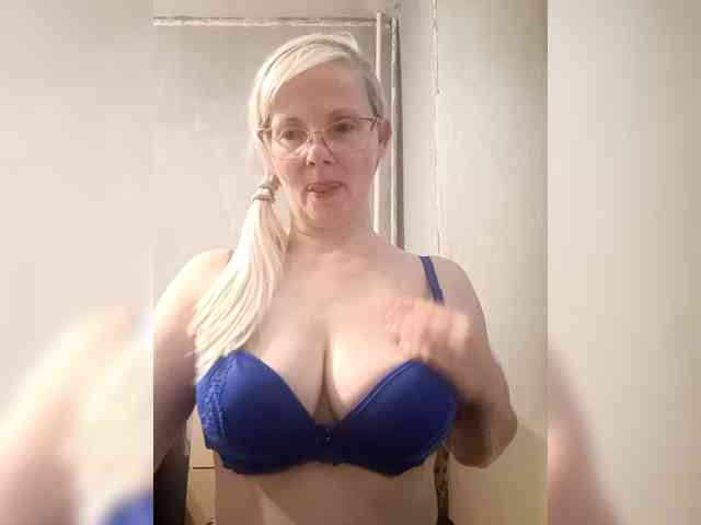 Sweetie454 webcam