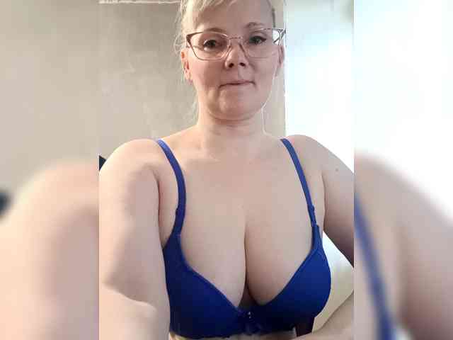 Sweetie454 webcam