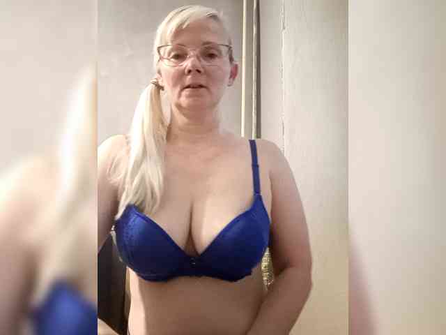 Sweetie454 webcam
