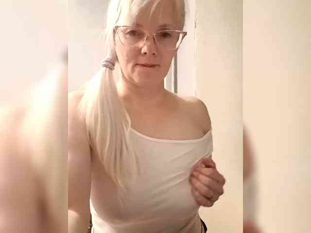 Sweetie454 webcam