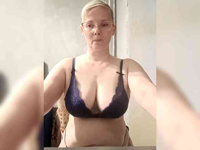 Sweetie454 webcam