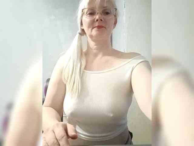 Model: Sweetie454