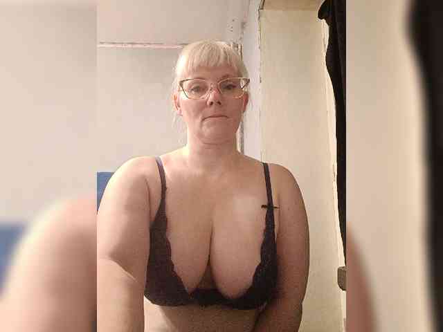 Sweetie454 webcam