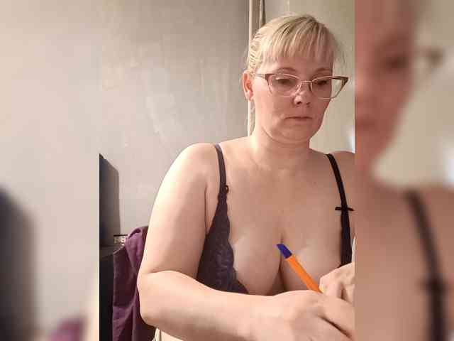 Sweetie454 webcam