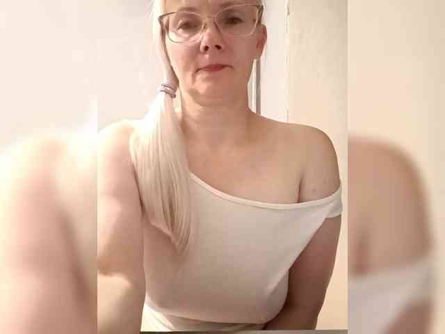 Sweetie454 webcam