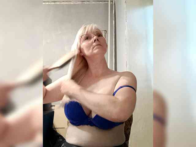 Sweetie454 Sex Cam Show