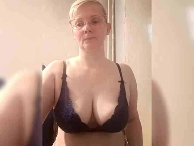 Sweetie454 webcam